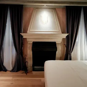 Ca' Dei Proverbi 3*, Venezia Italia